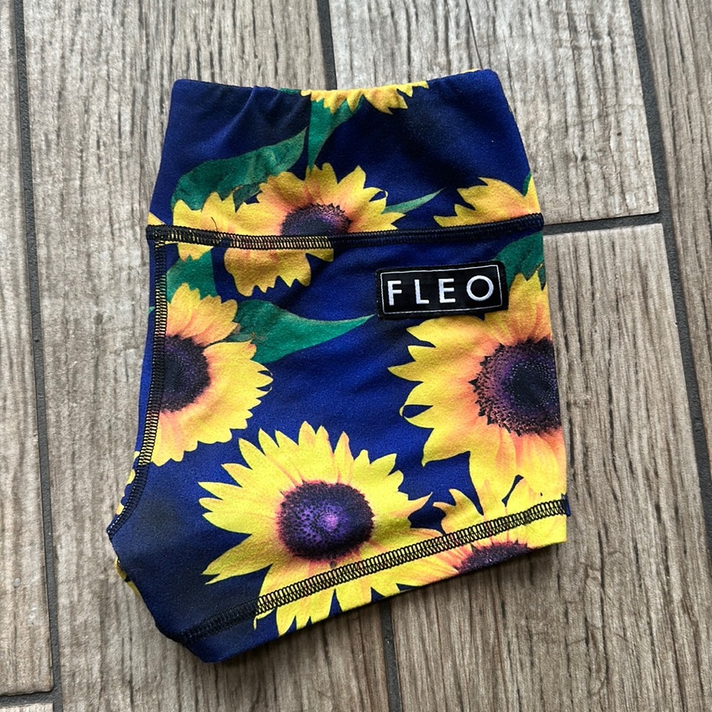 Fleo sunflower midrise small